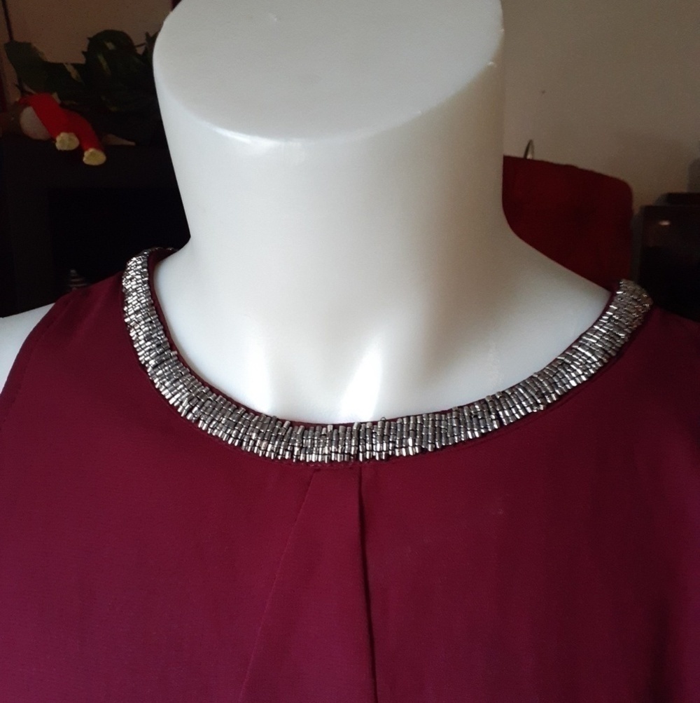 Alfani bead clasic top. - Picture 2 of 8